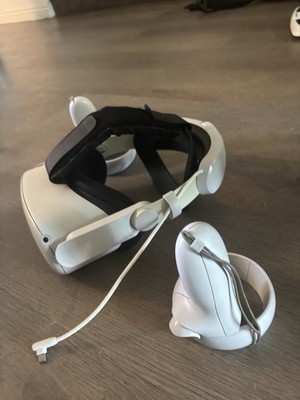 Oculus Quest 2 Meta Display VR Headset White, 256GB With Battery Strap