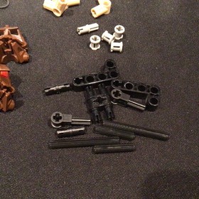 Vintage LEGO Bionicle Set 8542 Turaga Onewa Figure (2001) - NOT COMPLETE