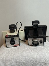 LOT OF 2 POLAROID CAMERA'S - SQUARE SHOOTER 2 SWINGER 20, As Is