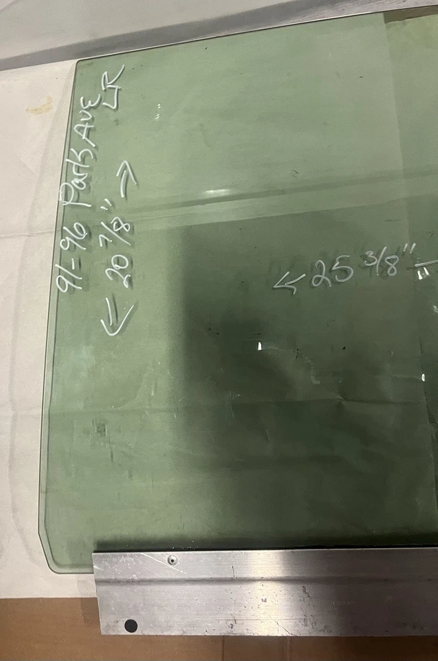 1991 - 1996 PARK AVENUE DRIVER LEFT REAR WINDOW DOOR GLASS OEM - Image 2 of 4