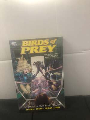 One Of Us Comics DC COMICS BIRDS OF PREY BETWEEN DARK&DAWN (2006)