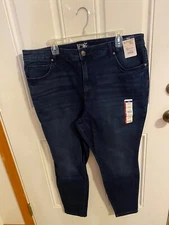 BRAND NEW WOMEN'S SIZE 20W TERRA & SKY DARK WASH SKINNY JEANS