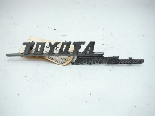 1972 TOYOTA FJ 4WD M/T PASSENGER RIGHT EMBLEM OEM - Picture 4 of 11