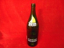 BOTELLA DE REFRESCO VINTAGE TEEM VERDE TEEM de PEPSI-COLA COMPANNY - 32 OZ