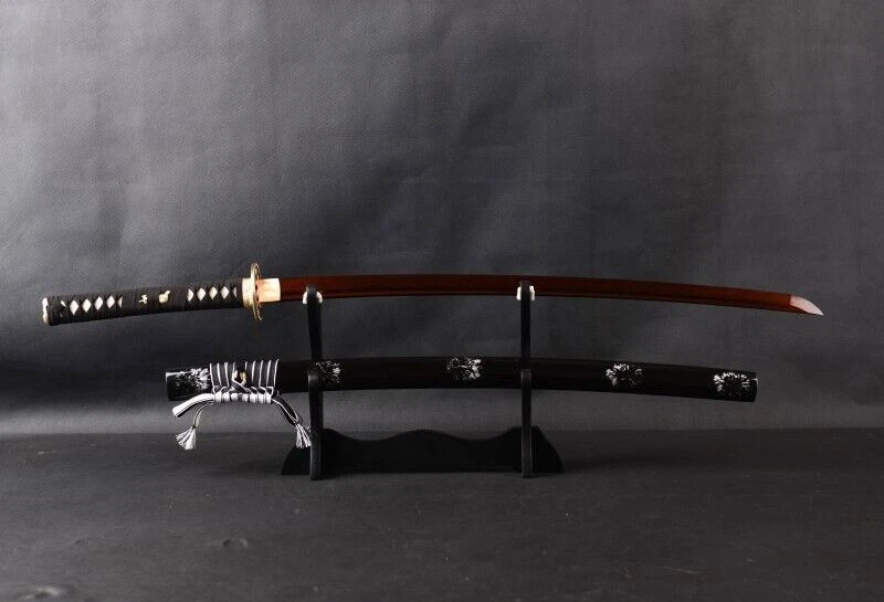 Espada Katana Samurai Japonesa Hoja Roja Doblada Acero 11 veces Para Practicar Afilada Foto 3 de 4