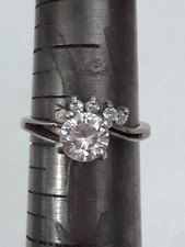 Women Sterling Silver Simulated Diamond Prone Set Ring Size 8 3.10 Grams