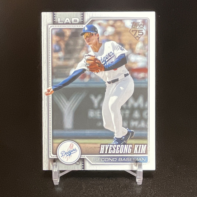 Topps 2026 Series 2 Hyeseong Kim #663 Los Angeles Dodgers
