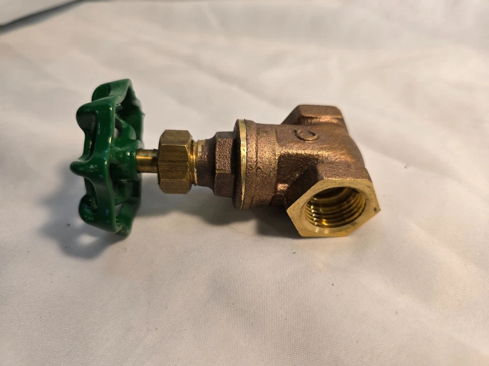 Champion 1/2" Brass Gate Valve 200 WOG - Image 3 of 4