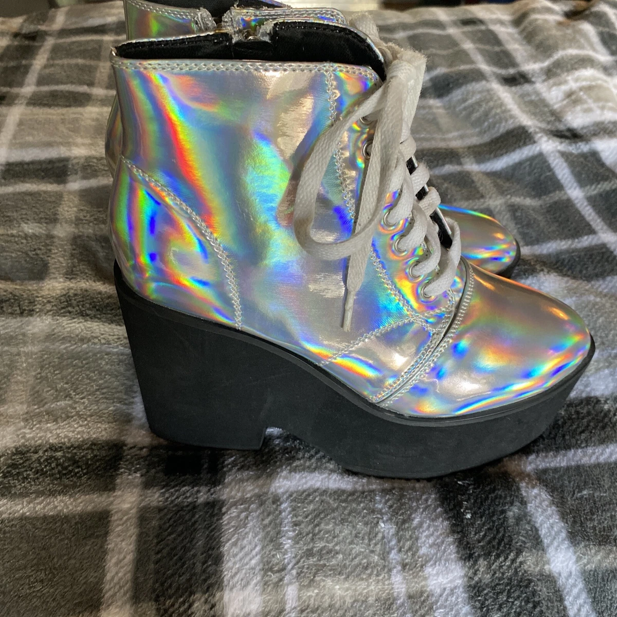 Hot Topic Holographic Platform Boots womens sz 7 lace up