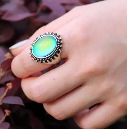 Large store mood ring
