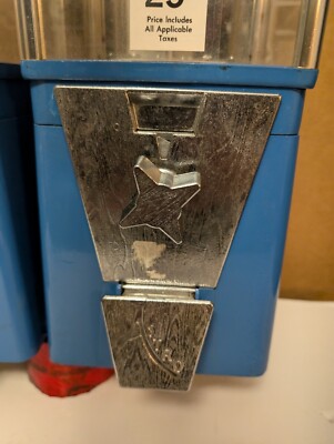 2 Vending Machine Gumball Acorn Quarter 25 Cents Astro Vista No