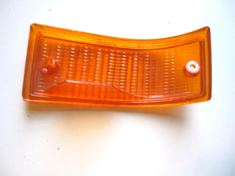 OPEL 1900 SEDÁN WAGON 1971-73 LENTE GIRATORIA DELANTERA IZQUIERDA Foto 2 de 3