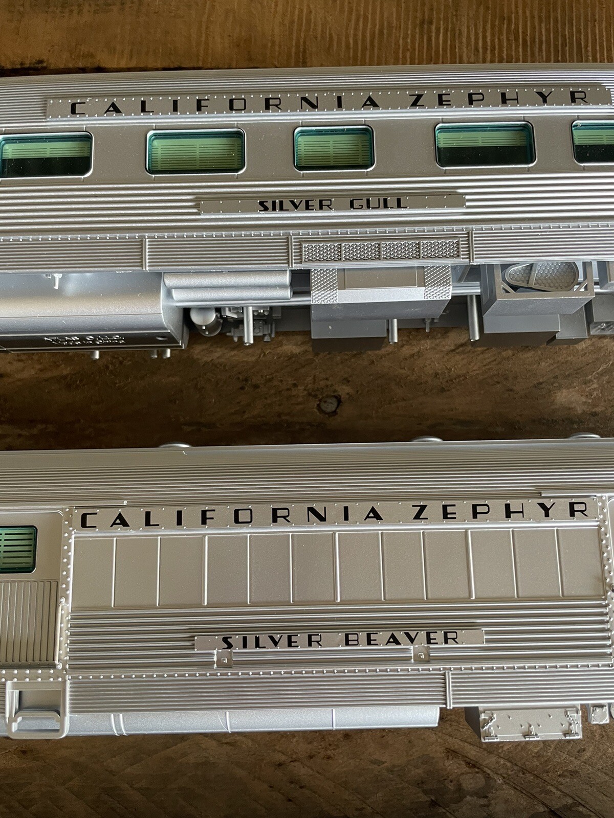 Atlas O California Zephyr CZ Missing Trucks & Couplers Electronics