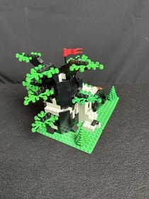 1987 Lego 6066 Camouflaged Outpost Knights Knights Castle Forestmen