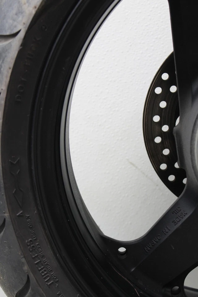 Llanta trasera Kawasaki Ninja Zx12r Zx-12r 2000-2001 (recta) Foto 4 de 4