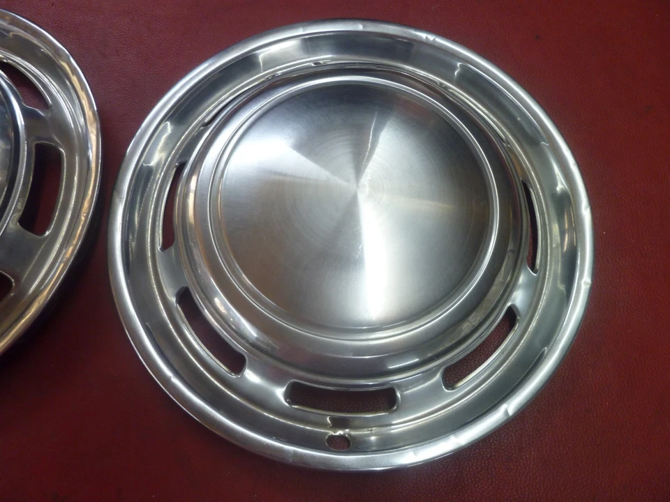 TAMPAS DE RODA DE CALOTA VINTAGE 1971-77 FORD PINTO BOBCAT 13" - Imagem 3 de 4