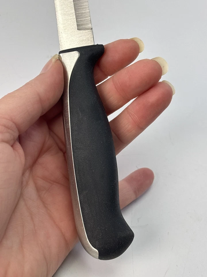 JA Henckels Everedge Stainless Steel Comfort Handle 15528-120 4.5" Steak Knife - Image 3 of 4