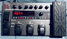 Zoom GFX-5 Multi-Effects Guitar Pedal with Drum Machine - EXCELLENT CONDITION