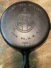 Vintage Griswold cast iron skillet No8 large Logo 704A