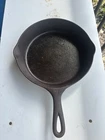 Wagner Ware Sidney O 1057 F cast iron skillet with heat ring. 9.5 in