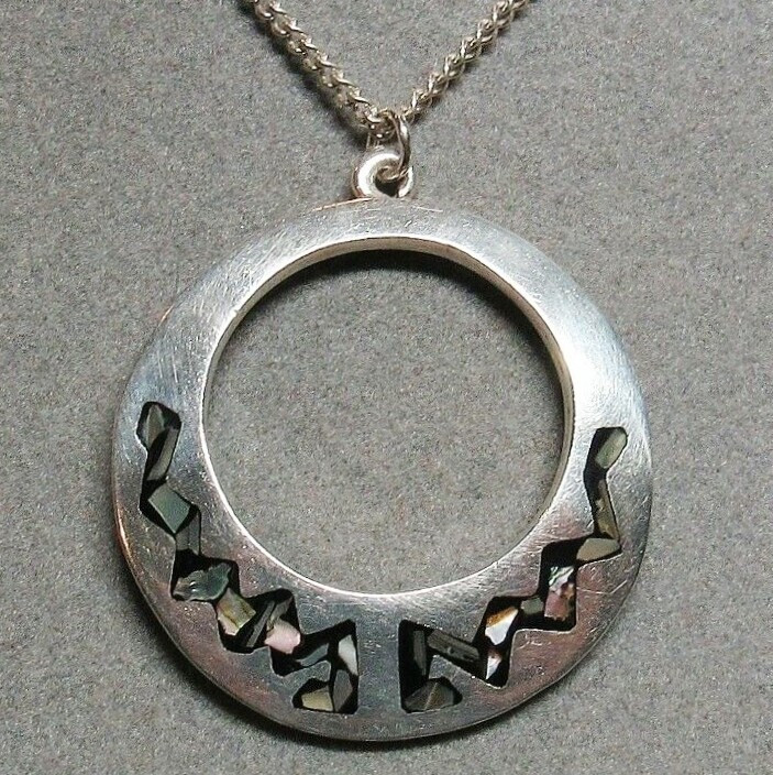 Solid Sterling 925 Silver Abalone Enamel Inlay Ci… - image 1