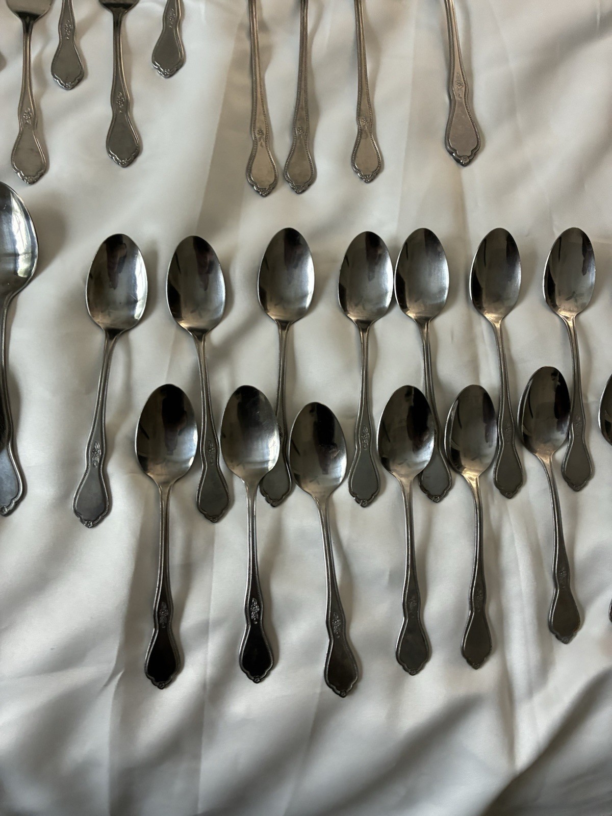 Oneida Morning Blossom Stainless Forks Knives Spoons Teaspoons Serving Lot Of 51