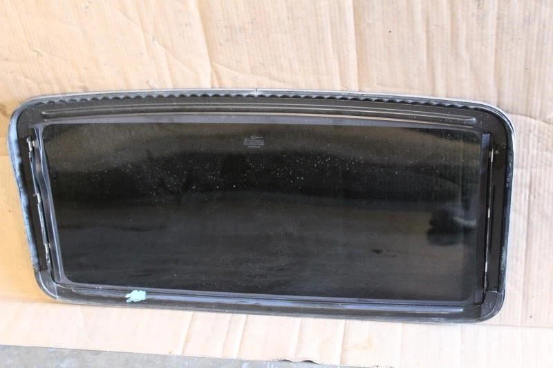 2005 VOLVO XC90 SUN ROOF GLASS WINDOW (SCRATCHES) Foto 2 de 4