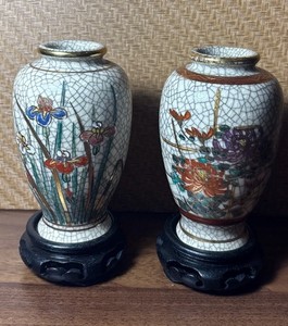 Pair of Vintage Japanese Crackle Porcelain Floral Vases w/ Wood Stands 5”