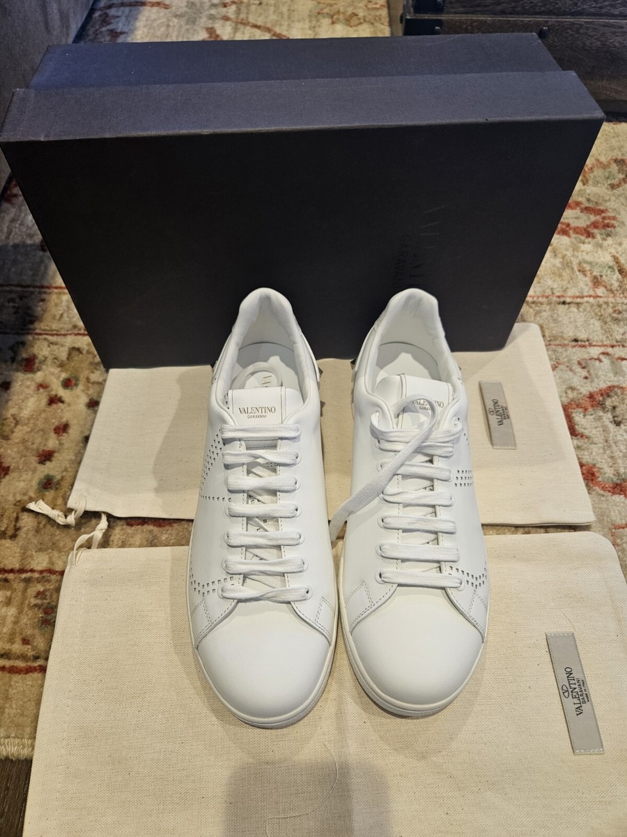 Valentino Garavani V Logo White Sneakers New Size 41 | eBay Valentino Garavani V Logo White Sneakers New Size 41 | eBay
