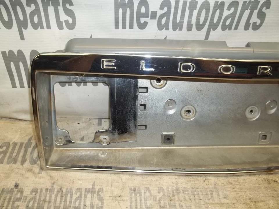 1992 - 2002 年凯迪拉克 ELDORADO 原始设备制造商铬饰面面板许可板反转灯 — 第 2/4 张图片