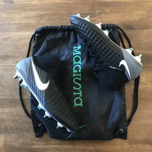 NIKE MAGISTA OPUS II TC FG Puntopenalti