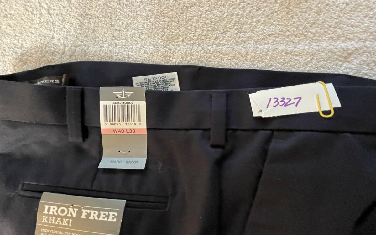 NWT Dockers D3 iron free khaki men's navy blue pants size 40 x 30