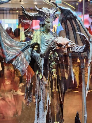 Diablo IV Hell Key - Blizzard Exclusive Collectible (Brand New in