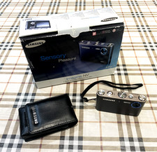 Samsung NV3 7.2MP Digital Camera - Packaging & All Accessories