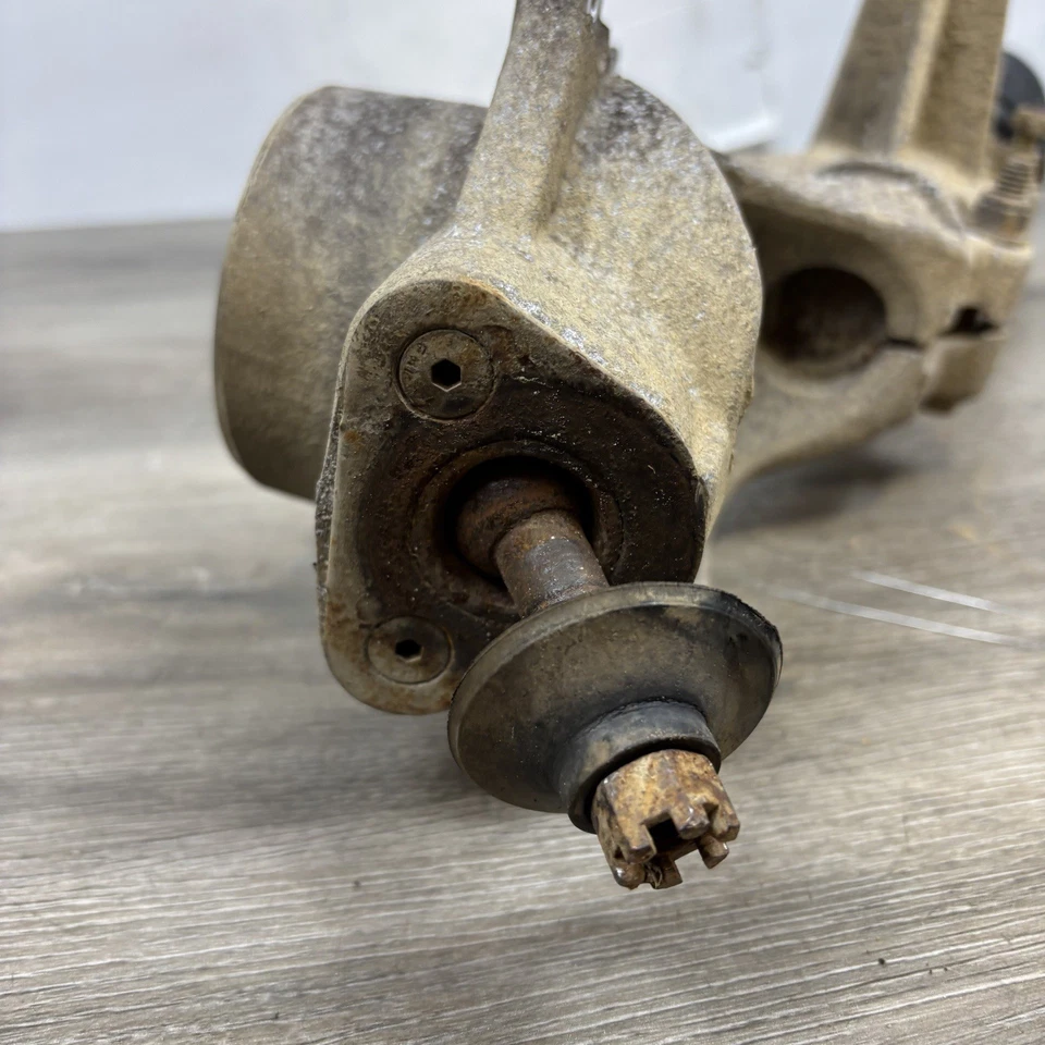 2015 Polaris Sportsman 570 EFI Front Left Hub Strut 1822825 - Image 3 of 4