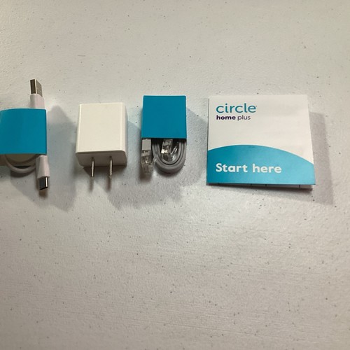 Circle Home Plus con cables y adaptadores y paquete de suscripción de por vida - Imagen 2 de 17