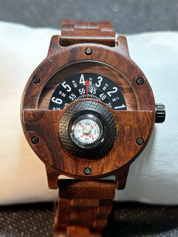 Caja de reloj de madera esfera única con brújula, movimiento Japón 46 mm, batería nueva Foto 2 de 4