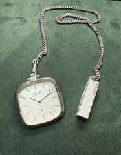 Bellissimo orologio da tasca vintage Citizen quarzo stile cuscino Casio con catena