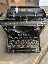 Vintage 1929 UNDERWOOD Typewriter - Model 5 - Serial Number 1855979-5 thumbnail
