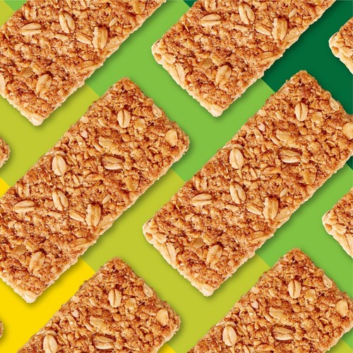 Nature Valley Crunchy Oats 'N Honey Granola Bars, 60 Bars, 44.7 OZ (30 Pouches) - Picture 4 of 4