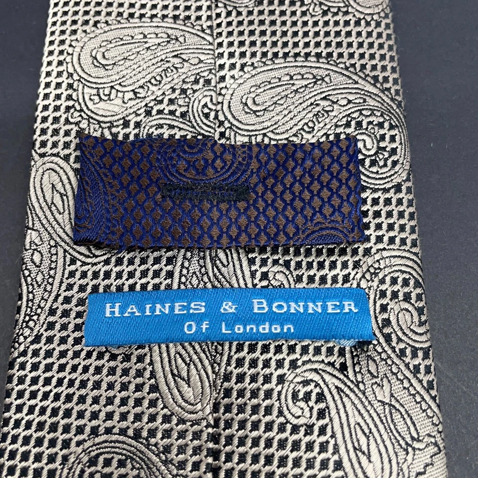 Corbata Haines & Bonner of London cachemira para hombre peltre y negra 56,75" x 3,25" Foto 4 de 4