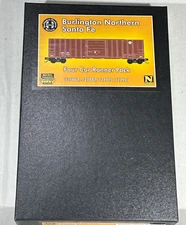 MICRO-TRAINS N 50' RIB SIDE BOX CAR 4-PK BURLINGTON NORTHERN & SANTA FE 99300193