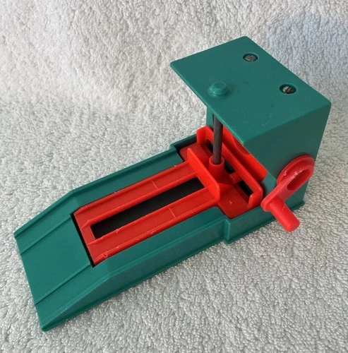 Vintage Fisher Price Little People #930 Car Lift Parking Garage Ramp Toy Works