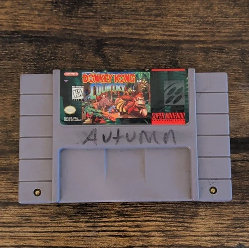 Nintendo Donkey Kong Country SNES Cartridge NTSC-U/C 1994 Multiplayer