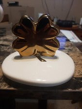 RAE DUNN " GOLDEN 4 LEAF CLOVER ☘ " MUG TOPPER ! ( TOPPER ONLY ! )