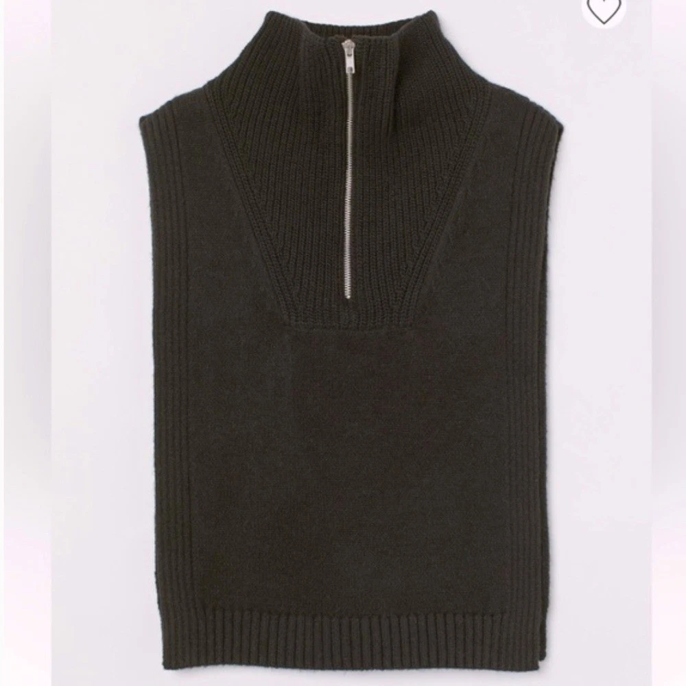 H&M Rib-Knit Collar with Zipper Black Wool Blend Turtleneck Vest Wool Blend