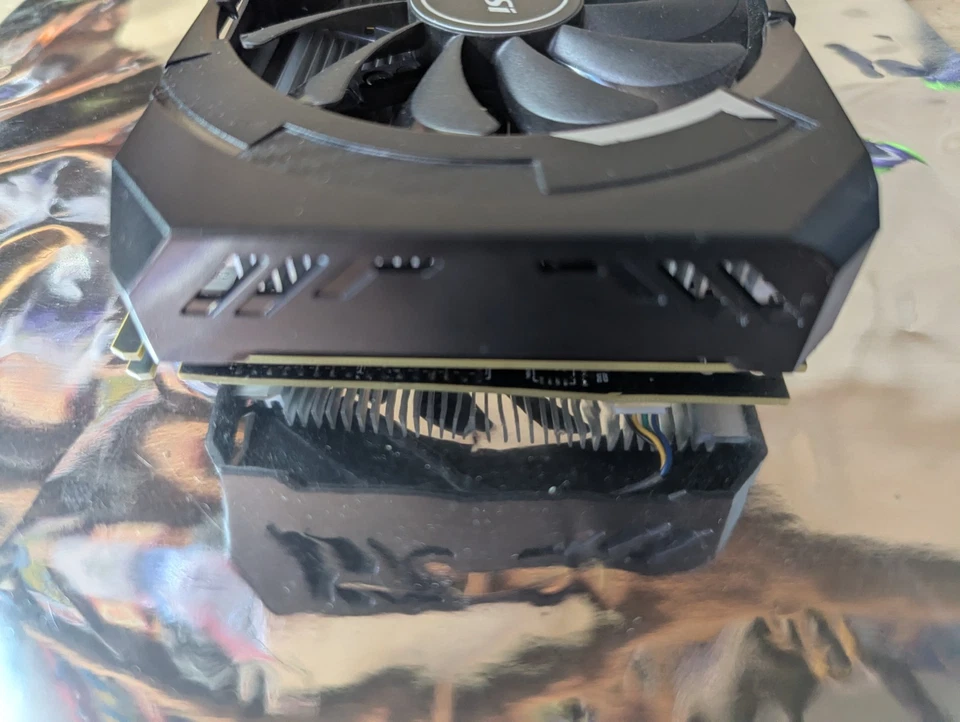 MSI AMD RADEON RX560 AERO ITX 2G OC 2GB GDDR5 PCI EXPRESS 3.0 GRAPHICS CARD - Image 3 of 4