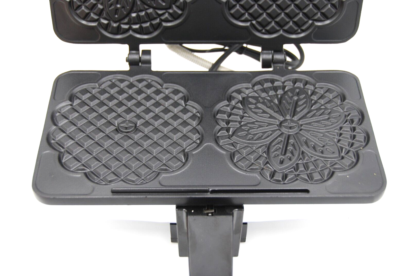 Villaware Prego Pizzelle Chrome Cookie Belgian Waffle Maker, Model 3600