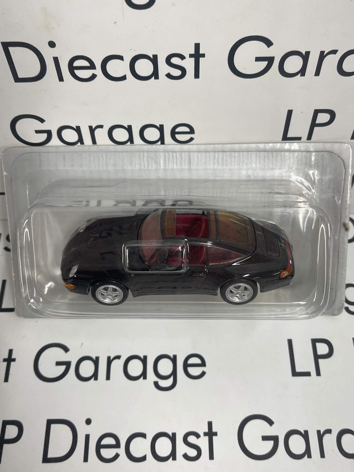 1995 Porsche 911 Carrera Targa Black 1:43 Diecast Model Euro Deagostini