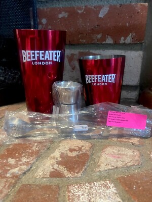 Beefeater London Gin Cocktail Shaker kit. Ruby Red Metal